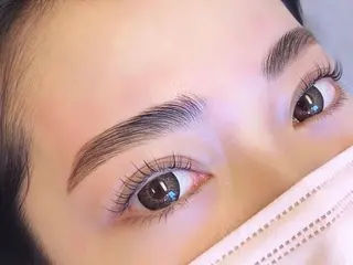 アイブロウ 眉毛/まつ毛パーマ/WAX脱毛 Navillera 自由が丘所属・眉毛／まつ毛サロン Ayamiのマツエク・マツパデザイン