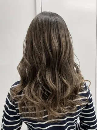 ミディアム Cielo by Siestaのヘアスタイル