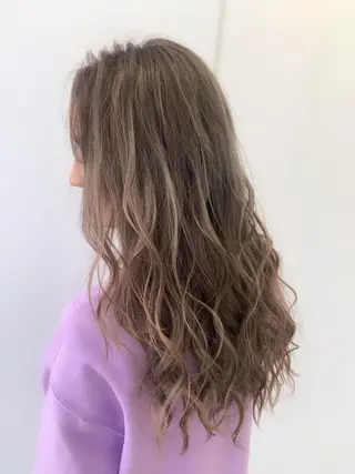 ロング カラー 山内 聡史のヘアスタイル