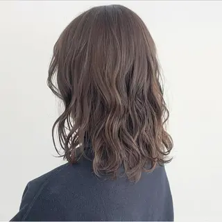 セミロング 渋谷ブリーチカラー 韓国ヘアyuikoのヘアスタイル