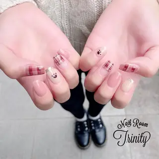 ネイル Trinity staffのネイルデザイン