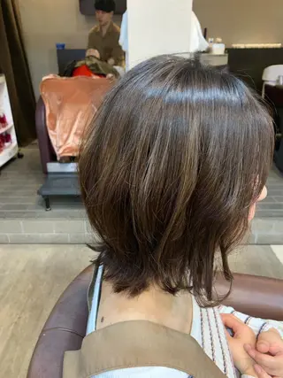 ミディアム 永田 志織のヘアスタイル