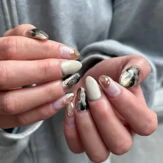 ネイル 𝒦𝐸𝐼𝒩𝒜 錦糸町ネイルのネイルデザイン