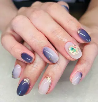 ネイル 𝐴𝑁𝑈𝐸 深爪育成専門サロンのネイルデザイン