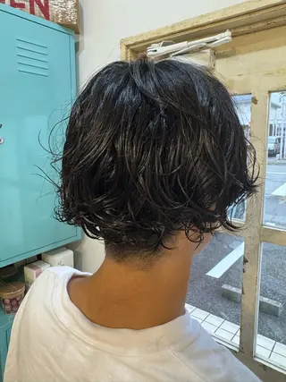 パーマ メンズ ブリーチ艶カラー KAORI🌼のヘアスタイル