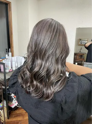 セミロング waku 豊橋藤沢店所属・waku 豊橋藤沢店のヘアスタイル