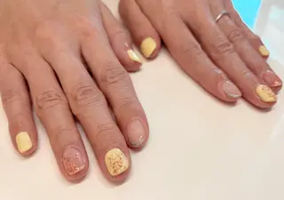 ネイル 山本 杏香のネイルデザイン