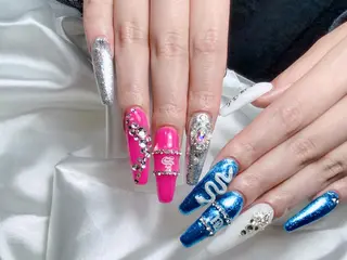 ネイル C ✨Mのネイルデザイン