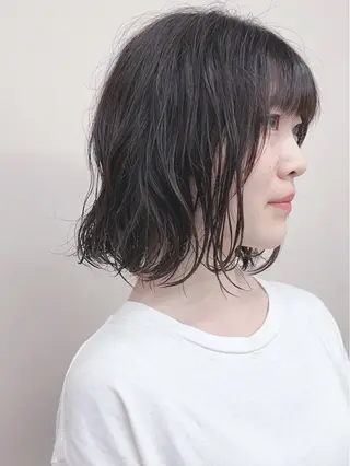 ショート パーマ とうい/くせ毛/ ショート/丸みボブのヘアスタイル