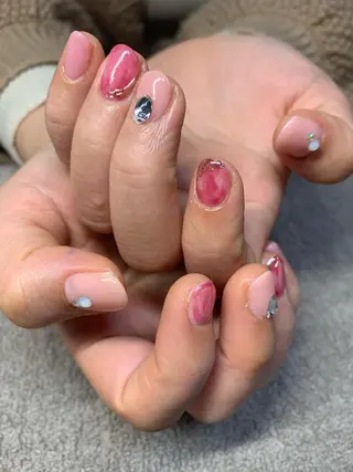 ネイル 池崎 美穂のネイルデザイン