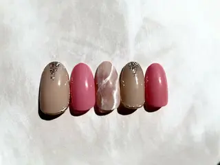 ネイル BLUE ROSE Nail所属・BELL.Salon Group Nailのネイルデザイン