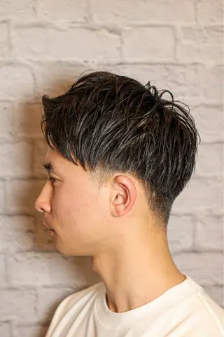 ショート メンズ 銀座マツナガ新宿野村ビル店所属・女性理容師 佐藤優菜のヘアスタイル