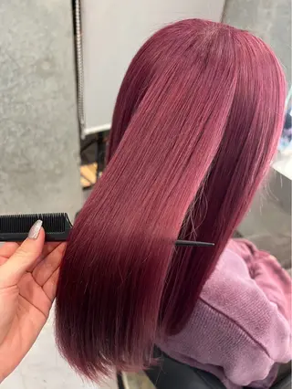 カラー 👽伊藤 幹恭のヘアスタイル