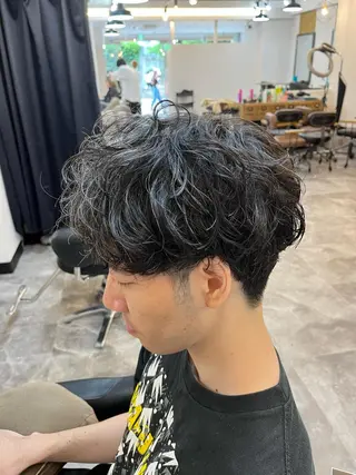 パーマ メンズ 🔥メンズ特化美容師 🔥MIYABIのヘアスタイル