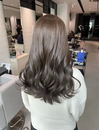 カラー 🤍 ももか🤍のヘアスタイル