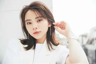 カラー 細めハイライト🩶 ボブ/レイヤーカットのヘアスタイル