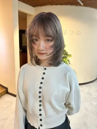 ミディアム 透明感/レイヤー/ 武士るな🌿‬のヘアスタイル