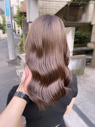 ミディアム カラー ミヤザキ タクトのヘアスタイル