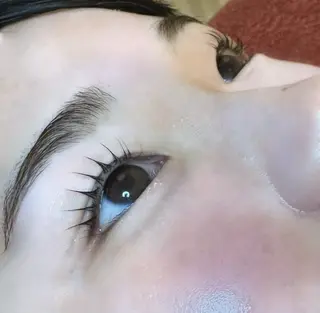 マツエク・マツパ 美肌/小顔/眉毛の 専門店 ルミナスの眉毛・アイブロウイメージ