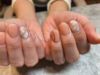 ネイル 佐藤  悠子のネイルデザイン