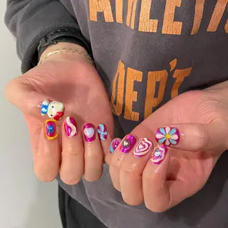 ネイル Nail by Licorneのネイルデザイン