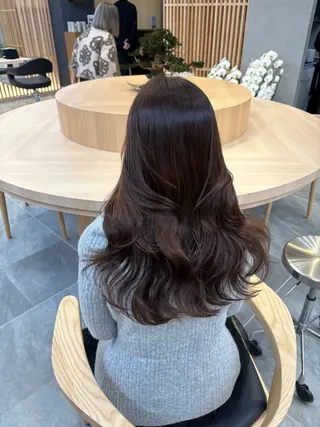 セミロング カラー ヘアアレンジ Ella所属・nana【艶髪】/ レイヤー/縮毛矯正のヘアスタイル