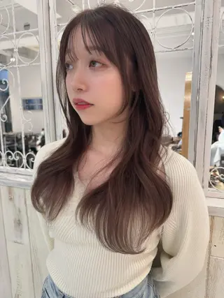 ロング カラー レイヤーカット、 大人可愛い 中村美羅のヘアスタイル