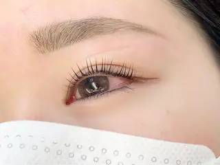 マツエク・マツパ アイブロウ Dolce.Eye 大宮店　MIHOのマツエク・マツパデザイン