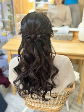 ロング ヘアアレンジ 鷲見 望のヘアスタイル
