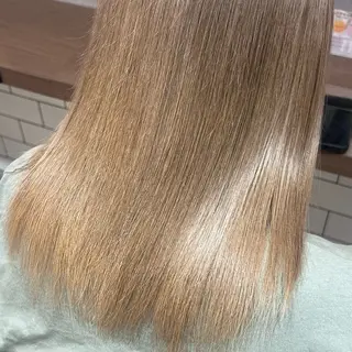 セミロング 森口 華奈のヘアスタイル