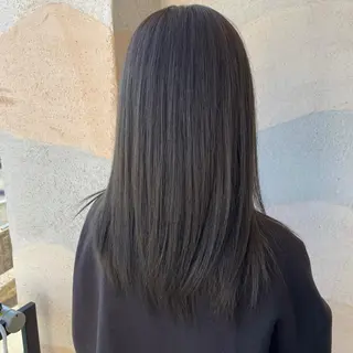 セミロング 傷めない白髪ぼかし/ ワタナベユウマのヘアスタイル