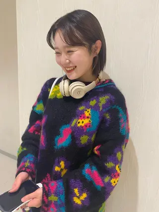 カラー Yahiko ハイトーンのヘアスタイル