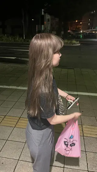 カラー SESSION所属・nao 𝜗𝜚のヘアスタイル