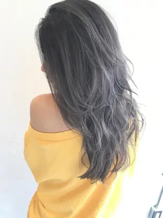 セミロング カラー 松戸　レイヤーカット 野口　康太郎のヘアスタイル