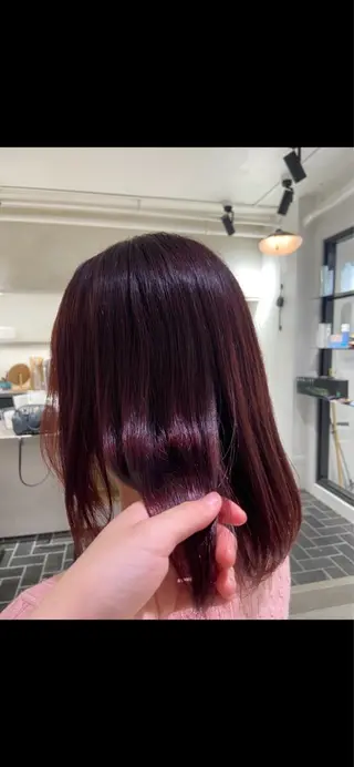 ミディアム カラー UNBIRTHDAY いずみのヘアスタイル
