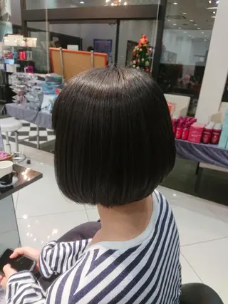 ショート カラー ジニアル所属・長島 司のヘアスタイル