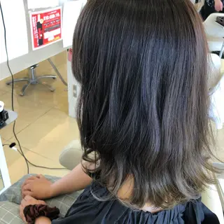 カラー 牧野 佳樹のヘアスタイル