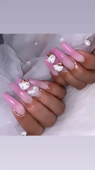 ネイル 高草木 桃香のネイルデザイン