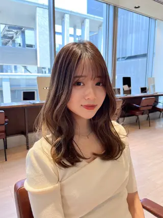 セミロング カラー 佐藤 悠衣/透明感 カラー/似合わせ前髪のヘアスタイル