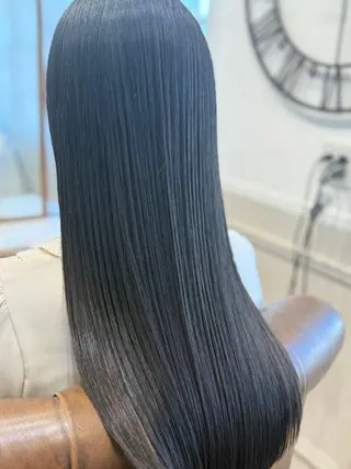 ロング hair room Sherie所属・内田 隆也のヘアスタイル