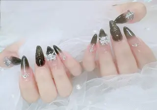 ミディアム 長さだし専門店 ROKANAILのネイルデザイン