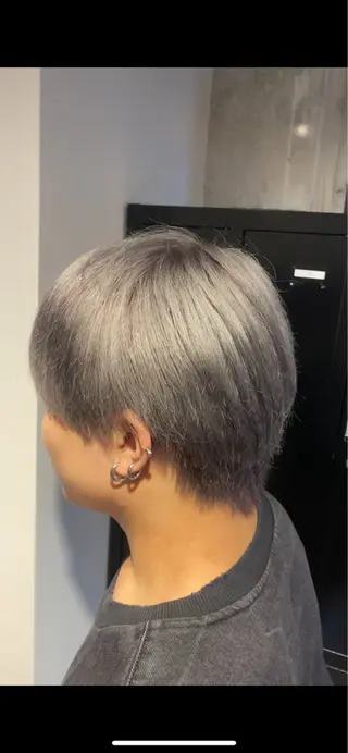 ショート カラー メンズ Osmann Men's Hair Salon御茶ノ水神保町店【オスマン　メンズ　ヘア　サロン】所属・メンズ特化 富塚　瑠士のヘアスタイル