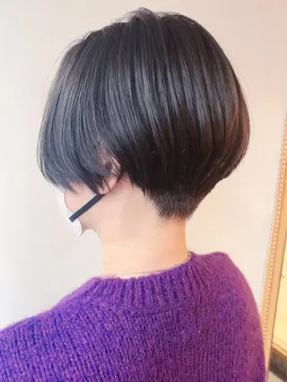 ショート morio from london所属・松岡彩華 ボブ /グレージュのヘアスタイル