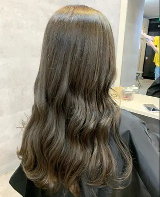 ロング カラー 【DEST】 KAHOのヘアスタイル