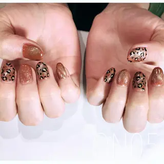 ネイル 園 寛子 （ネイリスト）のネイルデザイン