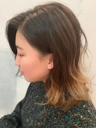 ミディアム カラー 🍑艶髪✖️暖色系 ✨momoka🍑のヘアスタイル