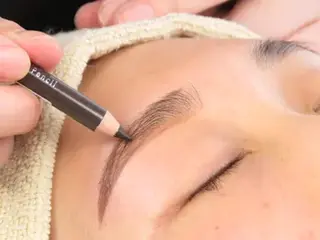 アイブロウ 🫧‪LanNe mimari🫧のマツエク・マツパデザイン