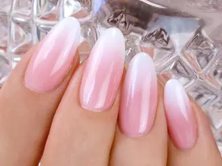 ミディアム ネイル SyiSyu 梅田店のネイルデザイン