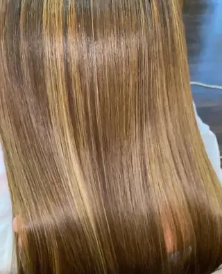 ロング oshare tom (スタイリスト)所属・人気🌻《髪質改善》 平井 綾乃のヘアスタイル