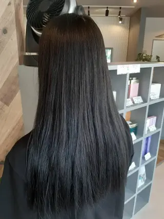 ロング カラー 髪質改善カラーズ カフェプラスのヘアスタイル